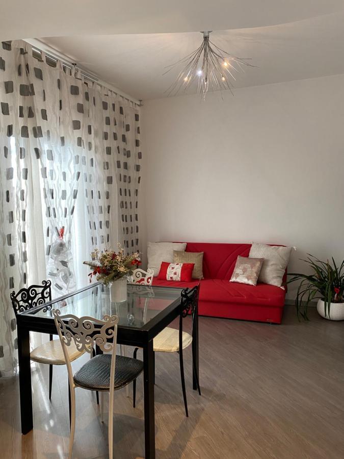 Apartment Petit Place Incantevole A Due Passi Da Milano! Cologno Monzese